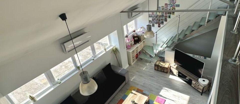 Apartment 6 rooms of 125 m² in Saint-Julien-les-Villas (10800)