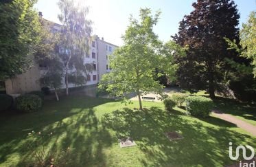 Appartement 3 pièces de 80 m² à Meudon (92190)