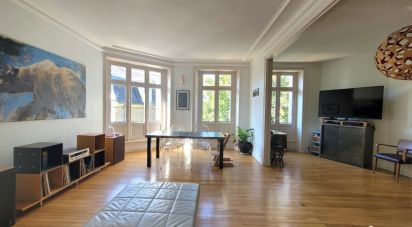 Appartement 5 pièces de 151 m² à Vannes (56000)