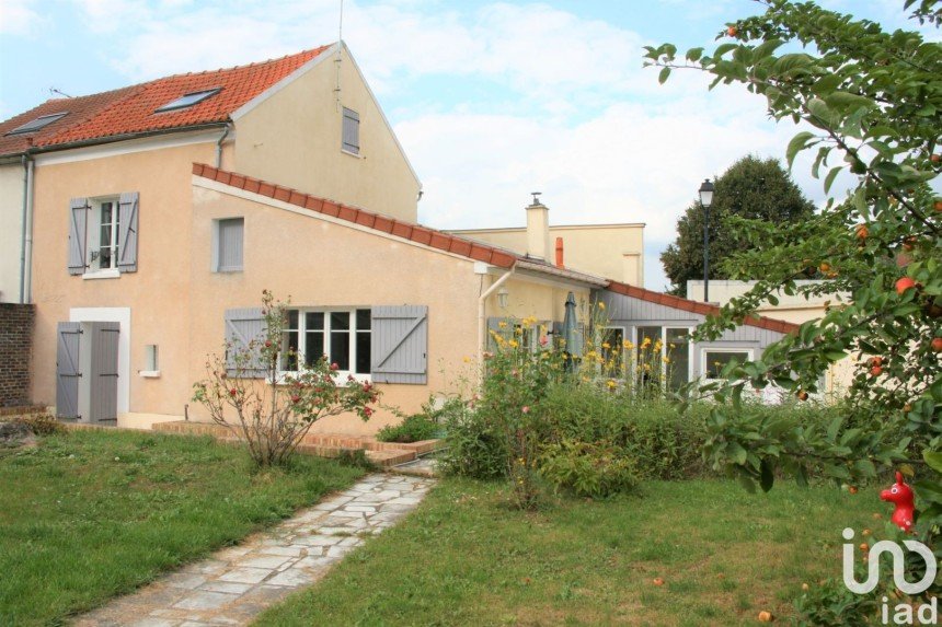 House 5 rooms of 124 m² in Asnières-sur-Oise (95270)