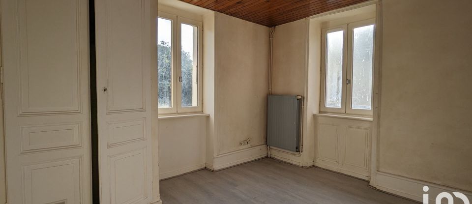 Maison 5 pièces de 80 m² à Lalouvesc (07520)