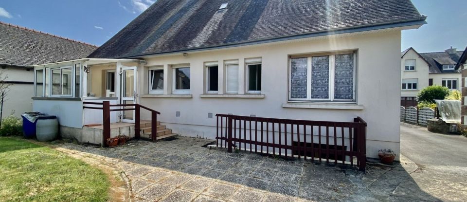 House 8 rooms of 135 m² in Plumieux (22210)