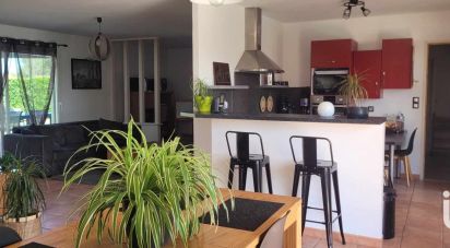 House 5 rooms of 124 m² in Saint-Maurice-sur-Adour (40270)