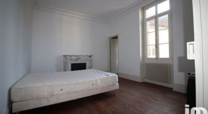 House 6 rooms of 190 m² in Villeneuve-la-Guyard (89340)