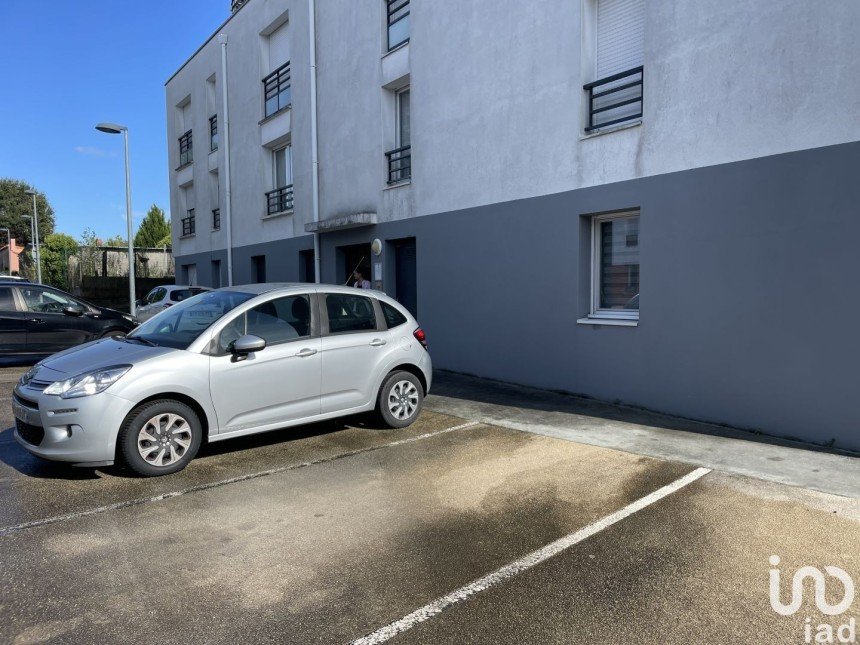 Parking/garage/box de 13 m² à Saint-Sébastien-sur-Loire (44230)