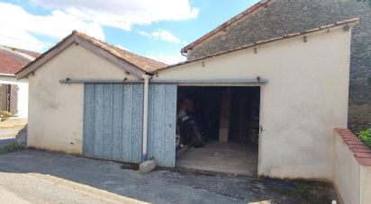 Parking/garage/box de 40 m² à Lussac-les-Châteaux (86320)