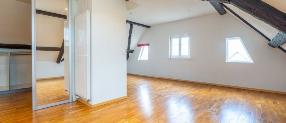 Maison 4 pièces de 336 m² à Mœrnach (68480)