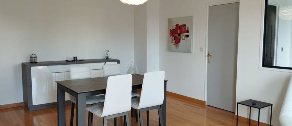 Appartement 5 pièces de 91 m² à Châlons-en-Champagne (51000)