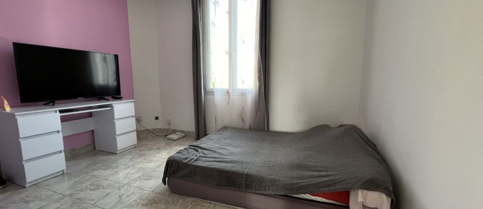 House 4 rooms of 110 m² in Perpignan (66000)