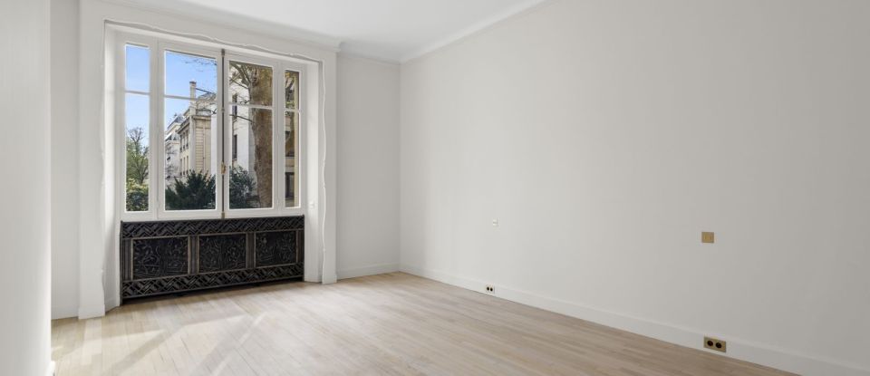 Appartement 6 pièces de 307 m² à Paris (75016)