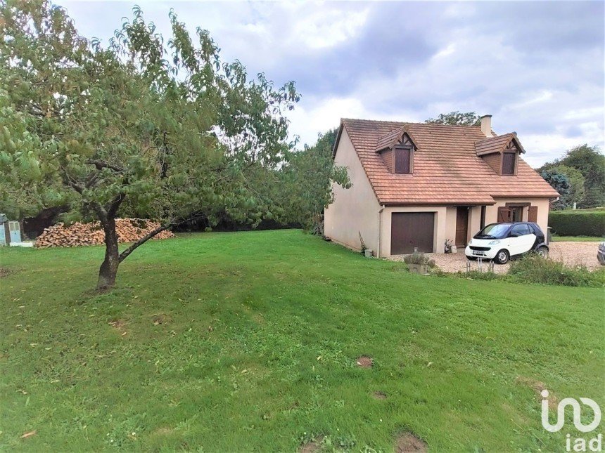 Maison 4 pièces de 95 m² à Mézières-en-Vexin (27510)
