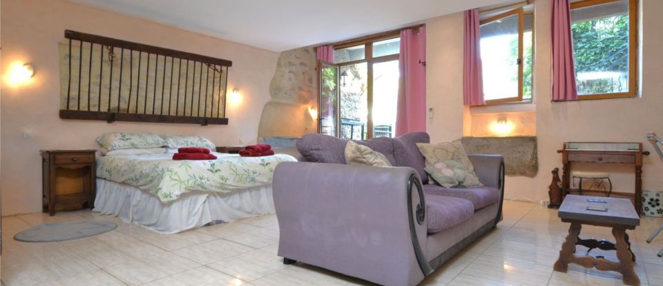 House 17 rooms of 398 m² in Olonzac (34210)