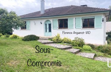 House 5 rooms of 102 m² in Miserey-Salines (25480)