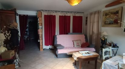 Apartment 3 rooms of 81 m² in Aurel (84390)