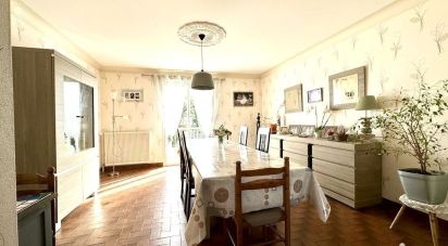 House 6 rooms of 125 m² in Breteil (35160)