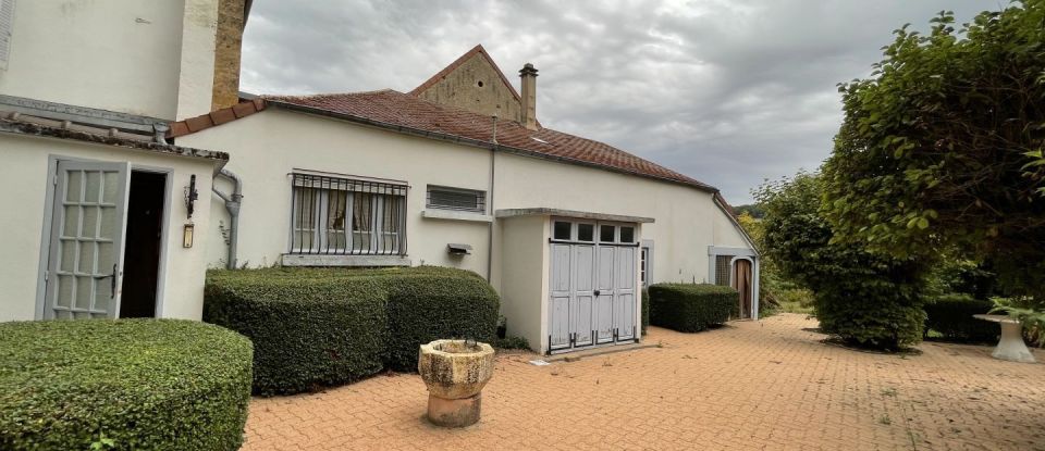 House 7 rooms of 160 m² in Châteauneuf-Val-de-Bargis (58350)