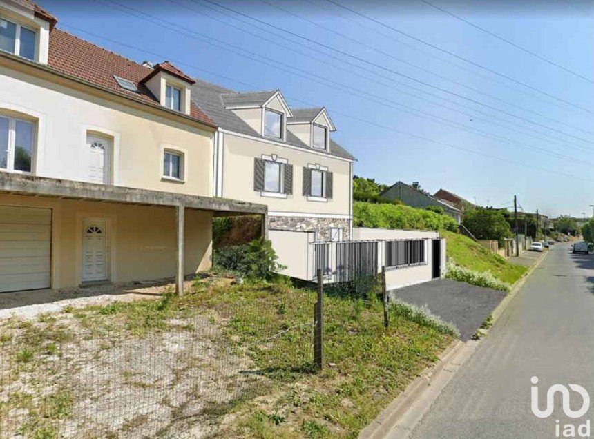 Land of 400 m² in Chelles (77500)