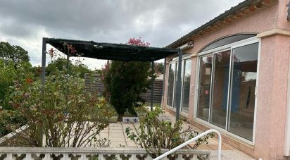House 5 rooms of 82 m² in Valensole (04210)