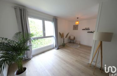 Apartment 2 rooms of 53 m² in Nantes (44200)