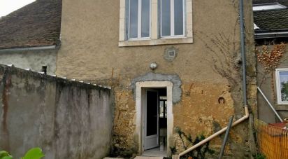 Village house 4 rooms of 80 m² in Le Pont-Chrétien-Chabenet (36800)