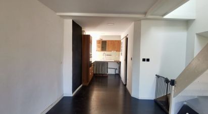 Apartment 3 rooms of 63 m² in Hyères (83400)