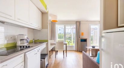 Apartment 2 rooms of 43 m² in Courseulles-sur-Mer (14470)