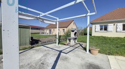 Maison 5 pièces de 90 m² à Villefranche-d'Allier (03430)