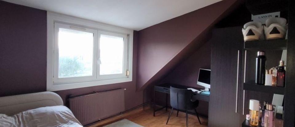 House 5 rooms of 82 m² in Leforest (62790)