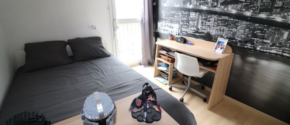 Apartment 5 rooms of 85 m² in Avon (77210)