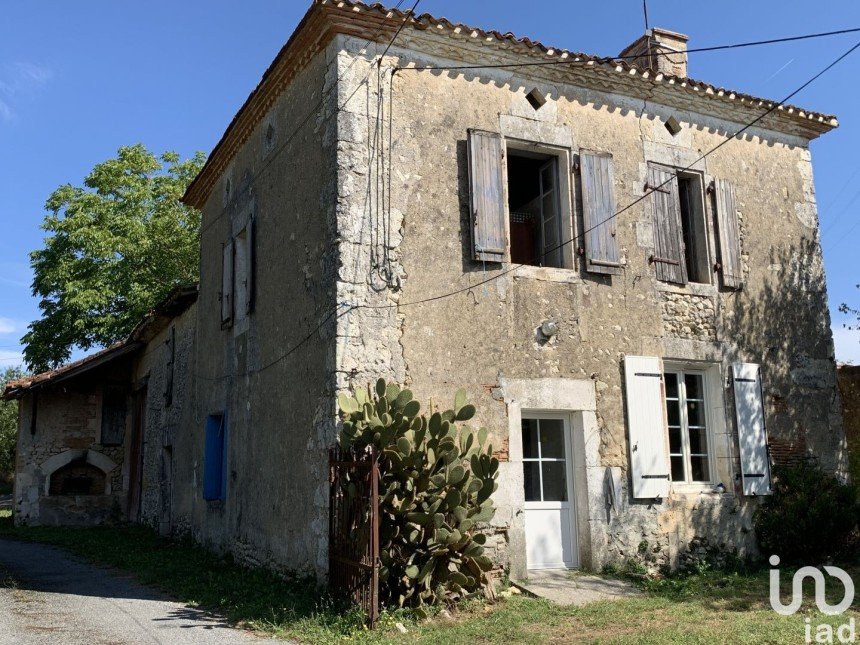 Maison 4 pièces de 74 m² à Montmoreau-Saint-Cybard (16190)