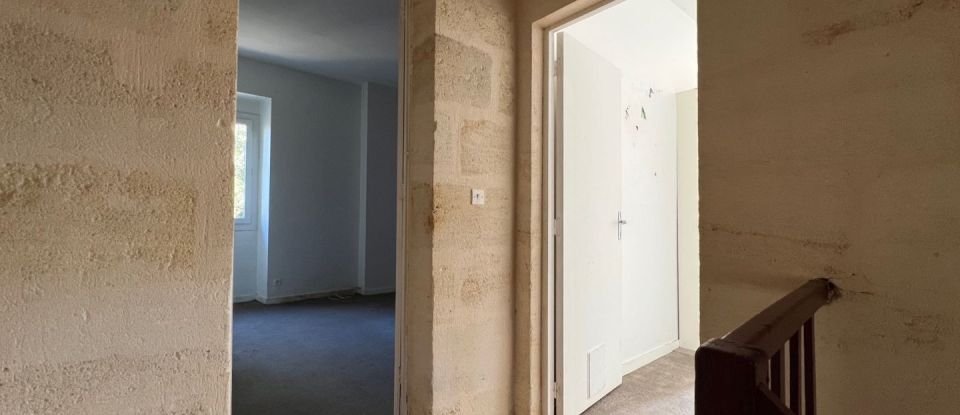 Maison 5 pièces de 182 m² à Saint-Caprais-de-Bordeaux (33880)