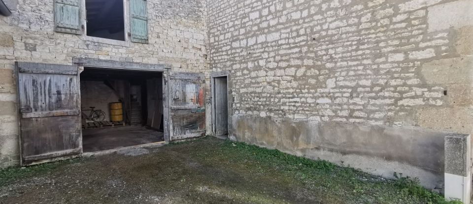 House 4 rooms of 85 m² in Aigrefeuille-d'Aunis (17290)