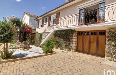 House 4 rooms of 91 m² in Ruelle-sur-Touvre (16600)