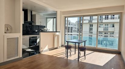 Apartment 3 rooms of 72 m² in Puteaux (92800)