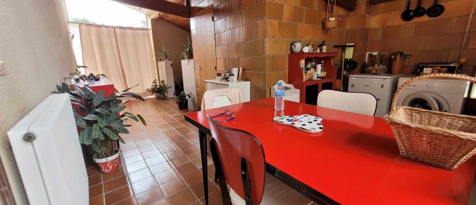 House 6 rooms of 420 m² in Eynesse (33220)