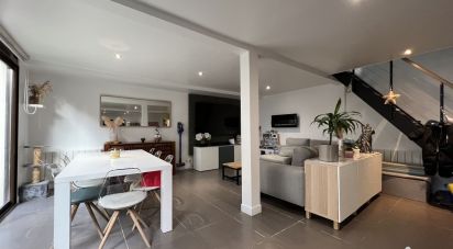 House 4 rooms of 102 m² in Choisy-le-Roi (94600)