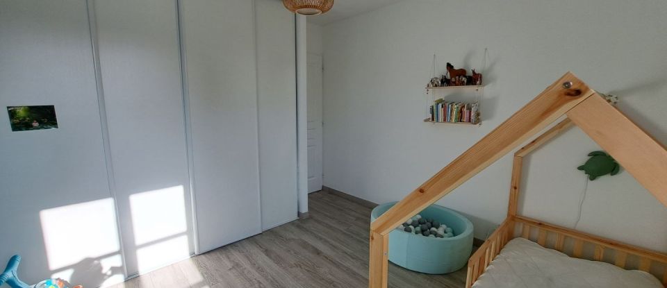 House 4 rooms of 101 m² in Boissy-Saint-Léger (94470)