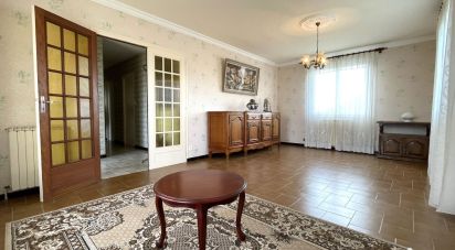 Traditional house 6 rooms of 121 m² in Fors (79230)