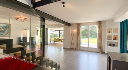 Maison d’architecte 8 pièces de 320 m² à Ozoir-la-Ferrière (77330)