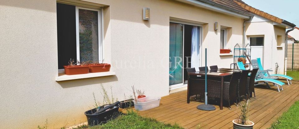 House 7 rooms of 147 m² in Arnage (72230)