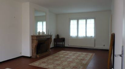 House 4 rooms of 96 m² in Villeneuve-d'Ascq (59650)