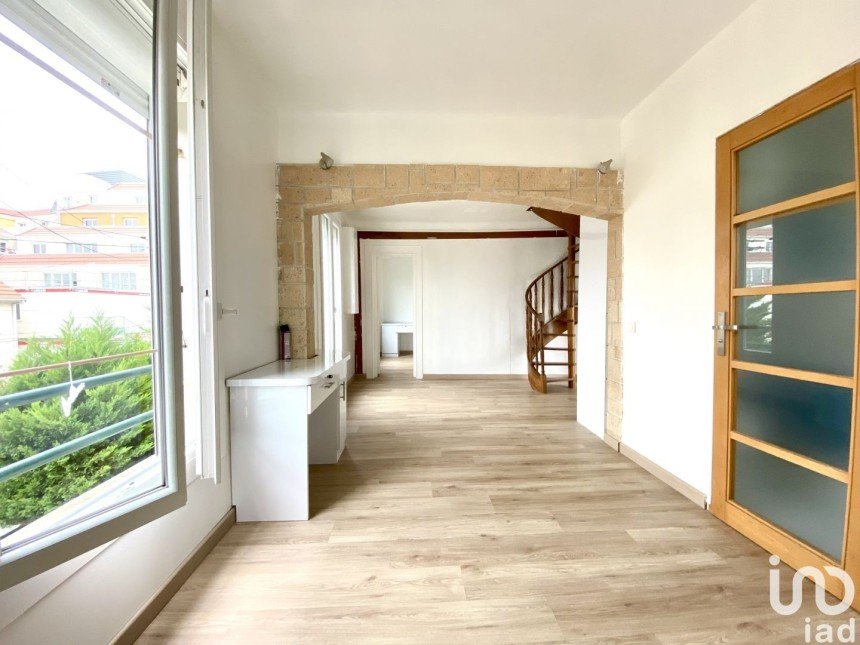 Apartment 3 rooms of 52 m² in Le Blanc-Mesnil (93150)