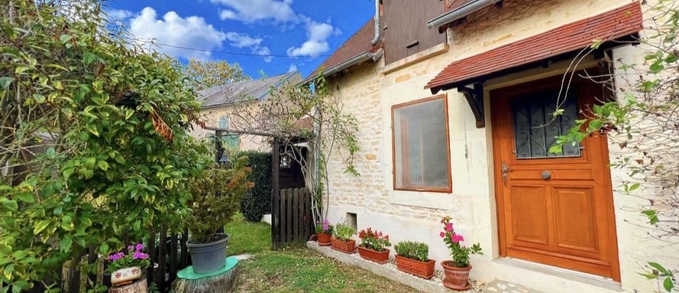 House 4 rooms of 106 m² in Alligny-Cosne (58200)