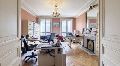 Apartment 5 rooms of 125 m² in Paris (75010)