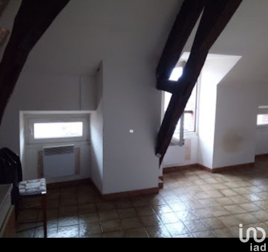 Apartment 1 room of 22 m² in Brienon-sur-Armançon (89210)