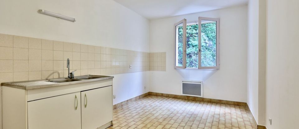 Apartment 3 rooms of 75 m² in Lyon (69004)