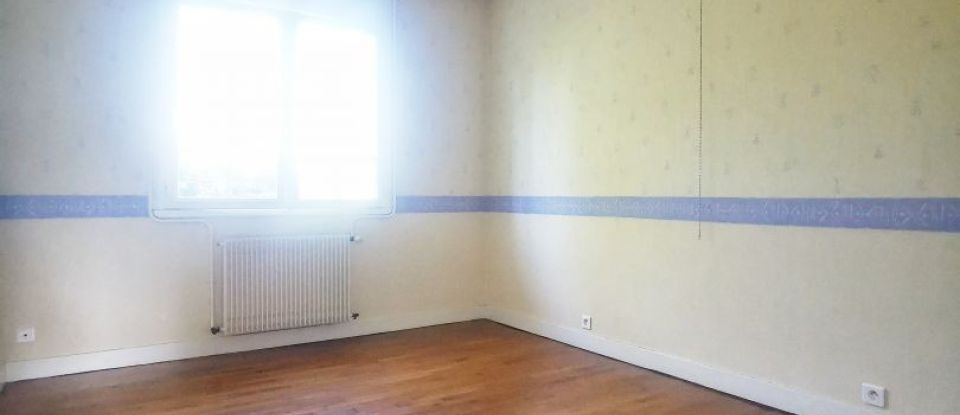 House 5 rooms of 137 m² in - (16150)