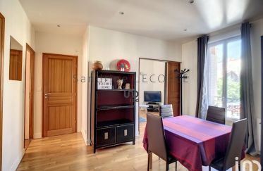 Apartment 2 rooms of 47 m² in Puteaux (92800)