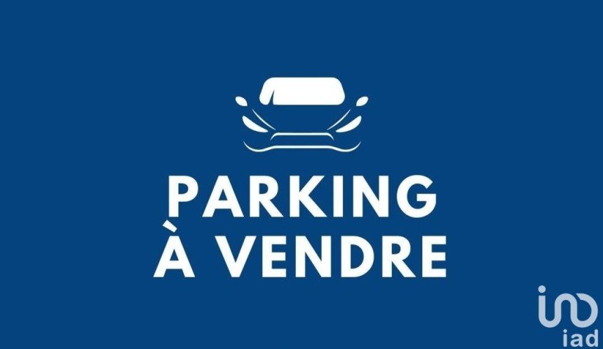Parking of 10 m² in Six-Fours-les-Plages (83140)