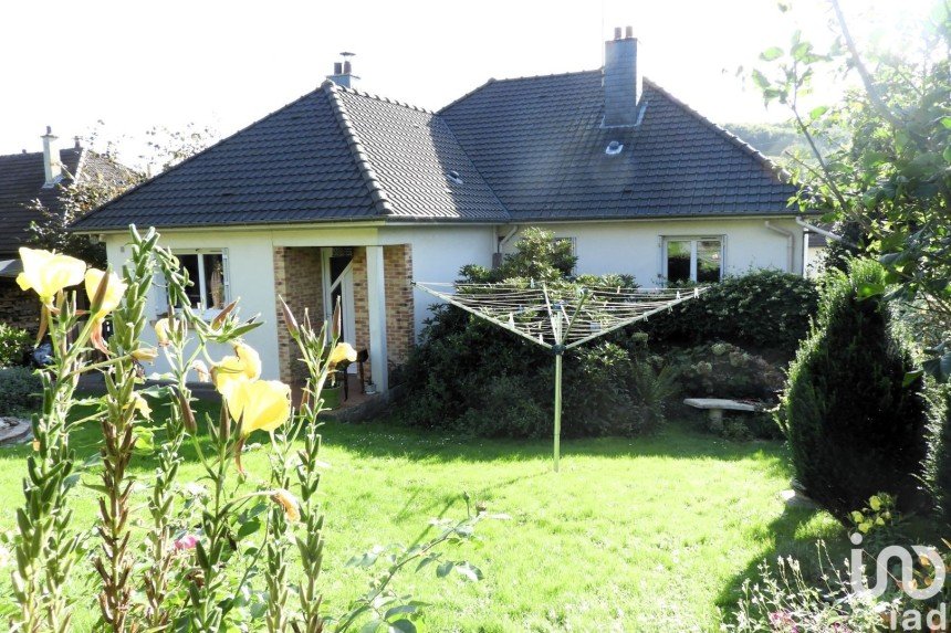 House 8 rooms of 160 m² in Gruchet-le-Valasse (76210)